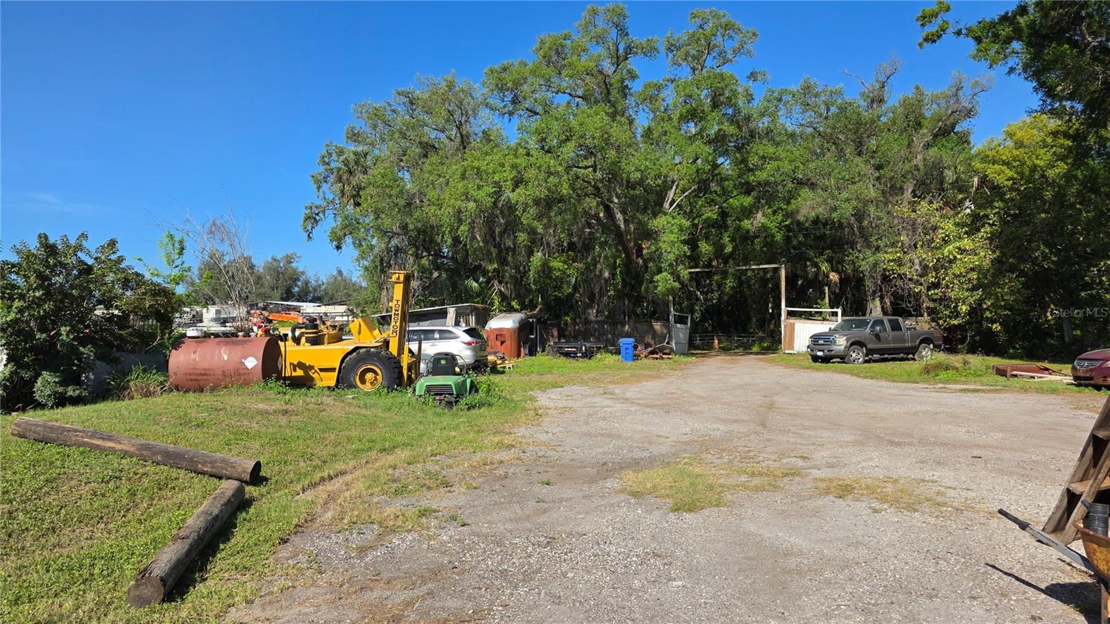 UNPLATTED - Commercial Sale