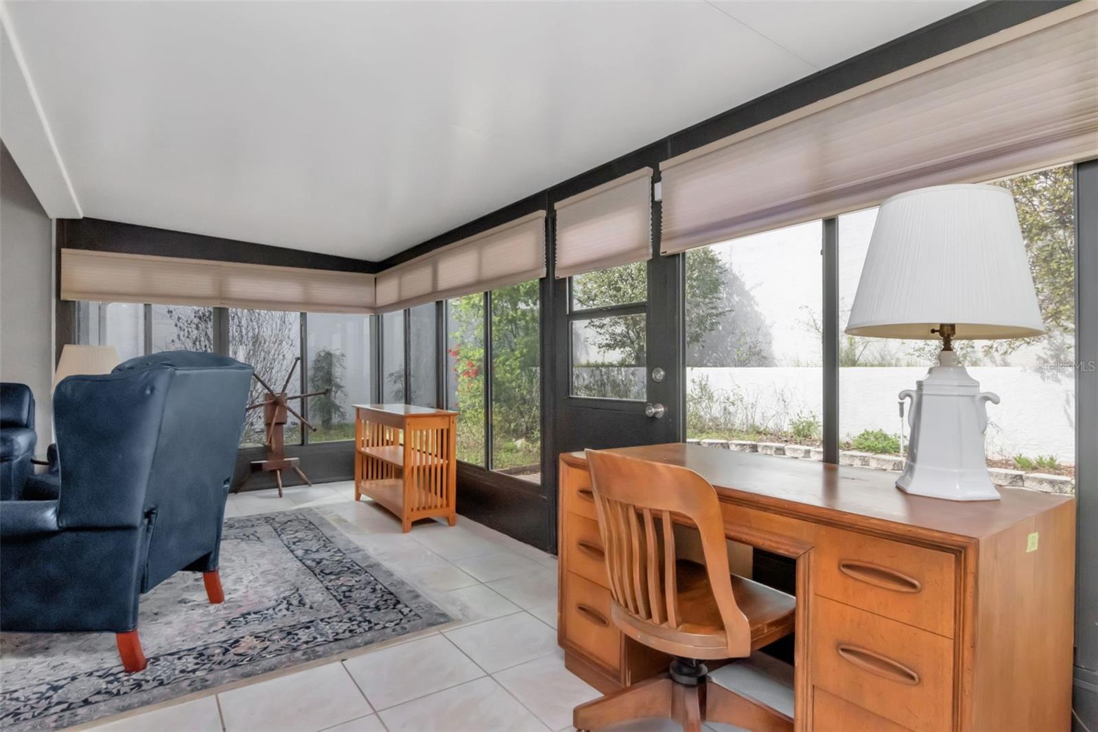 VISTA DEL RIO - Residential