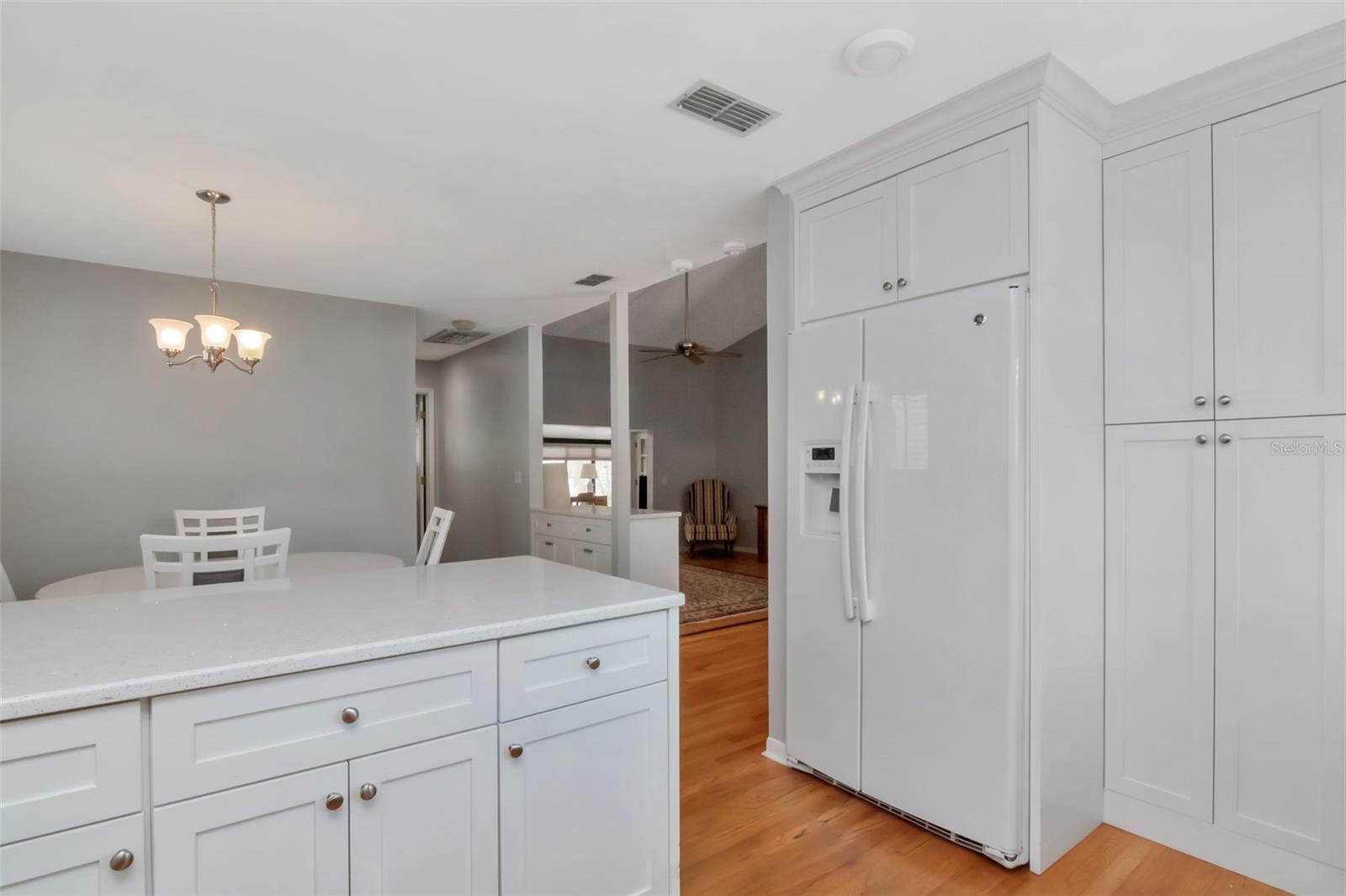 VISTA DEL RIO - Residential