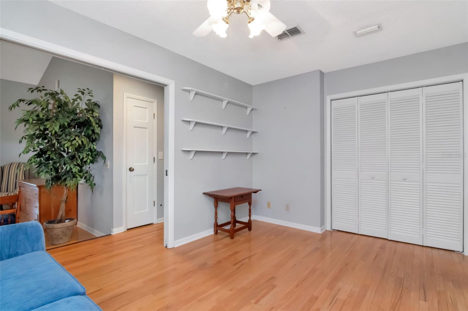 VISTA DEL RIO - Residential