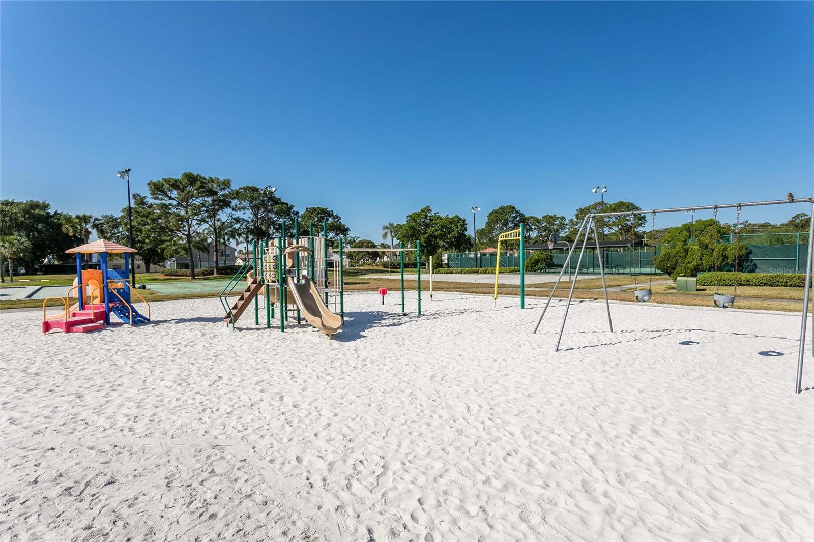 SOUTHPOINTE CONDO - Residential