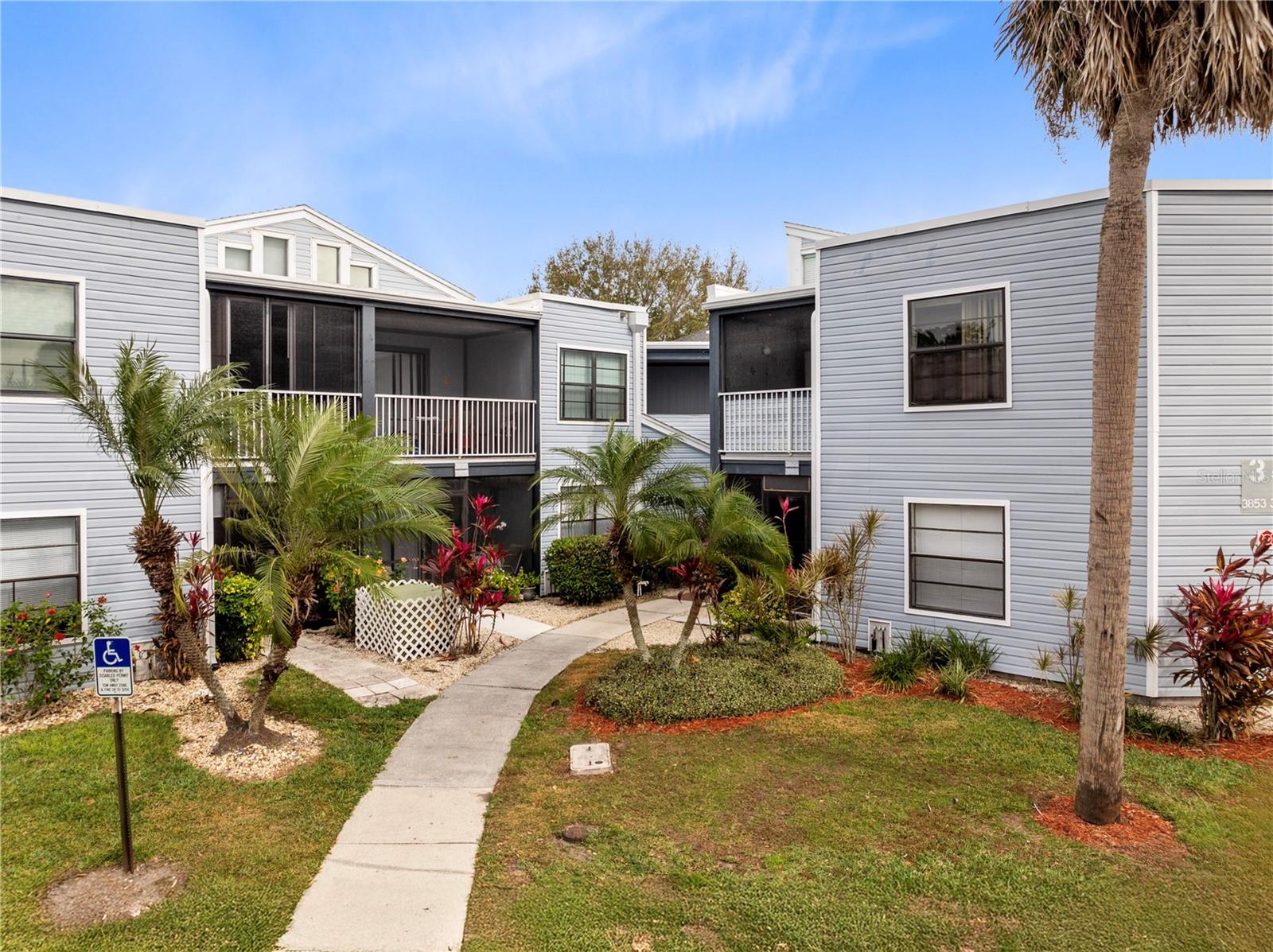 SOUTHPOINTE CONDO - Residential