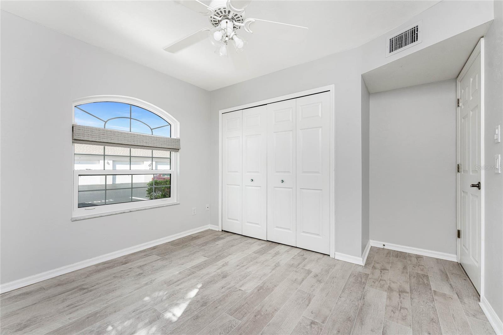 NORTHSHORE CONDOS - Residential