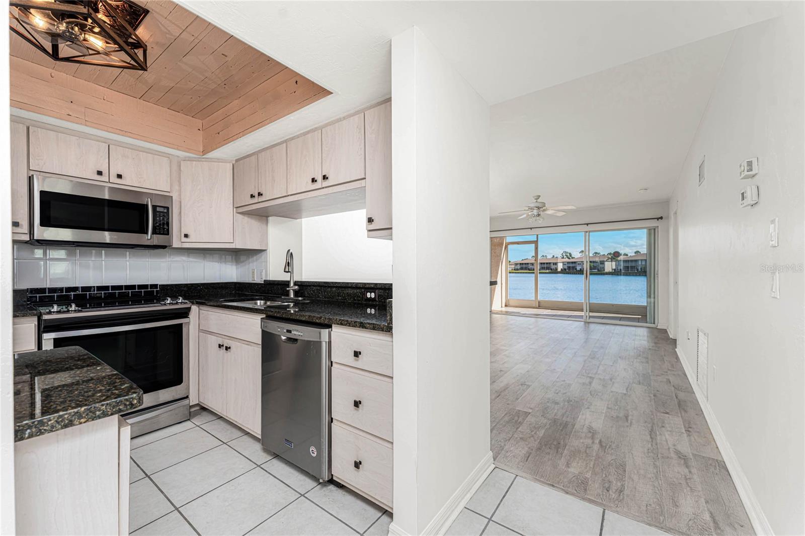 NORTHSHORE CONDOS - Residential