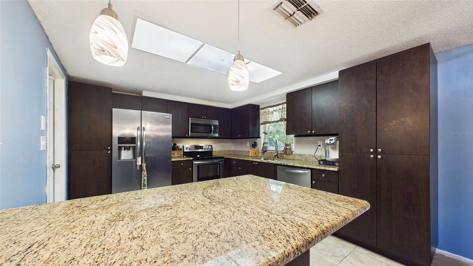 ARISTIDA PH 02B - Residential