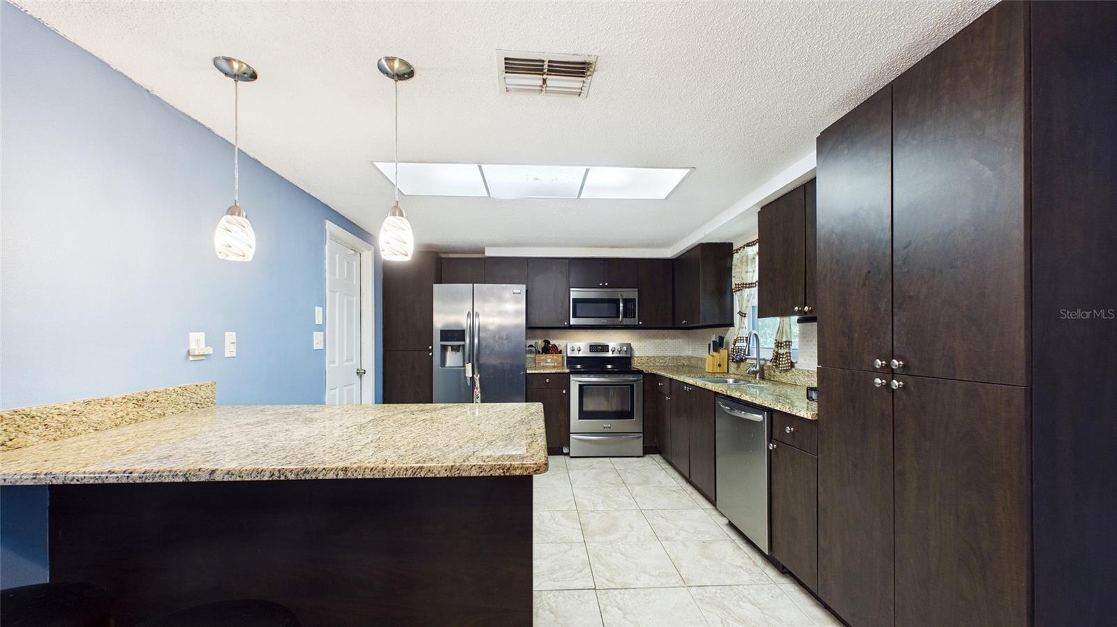 ARISTIDA PH 02B - Residential