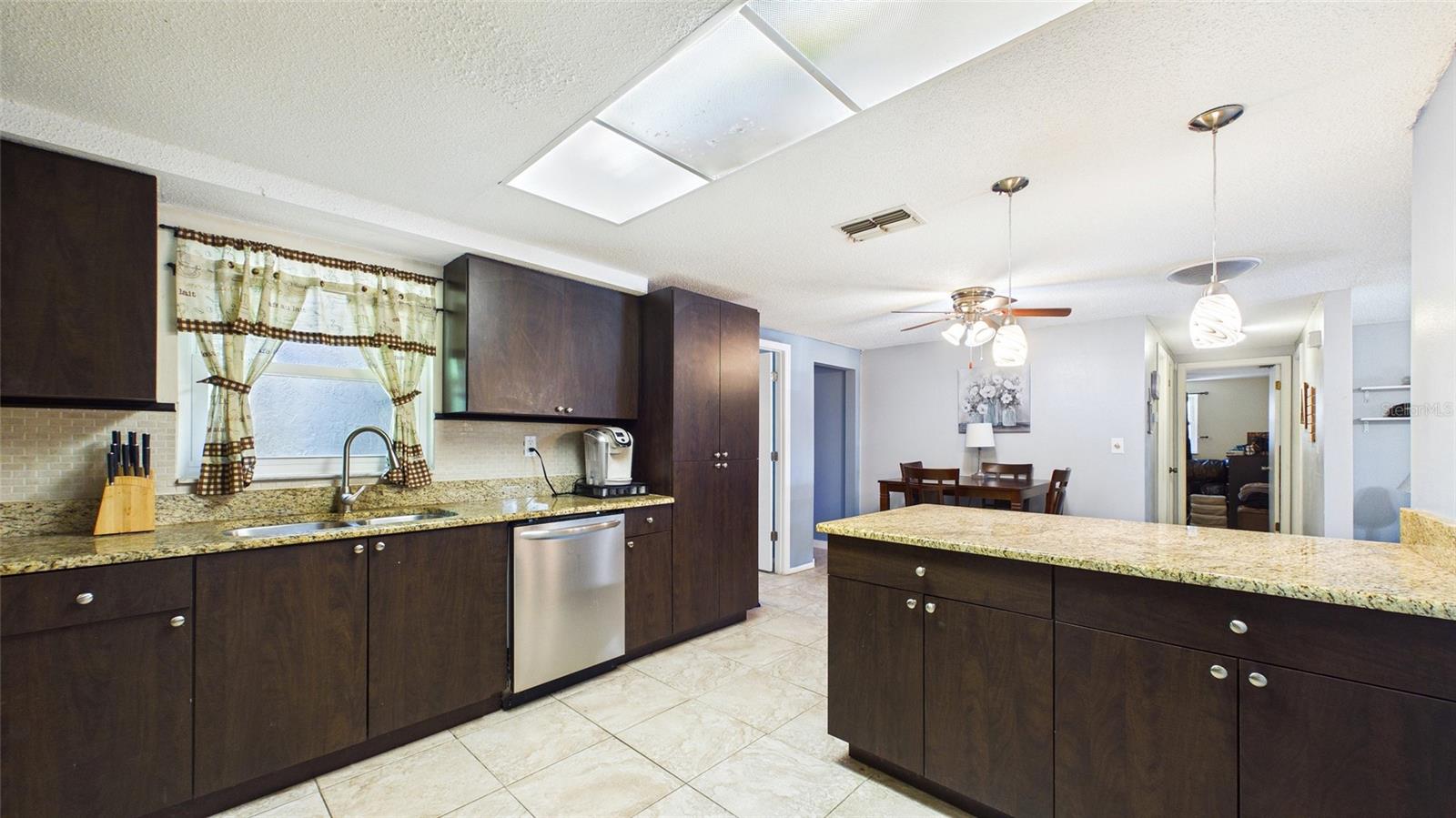 ARISTIDA PH 02B - Residential