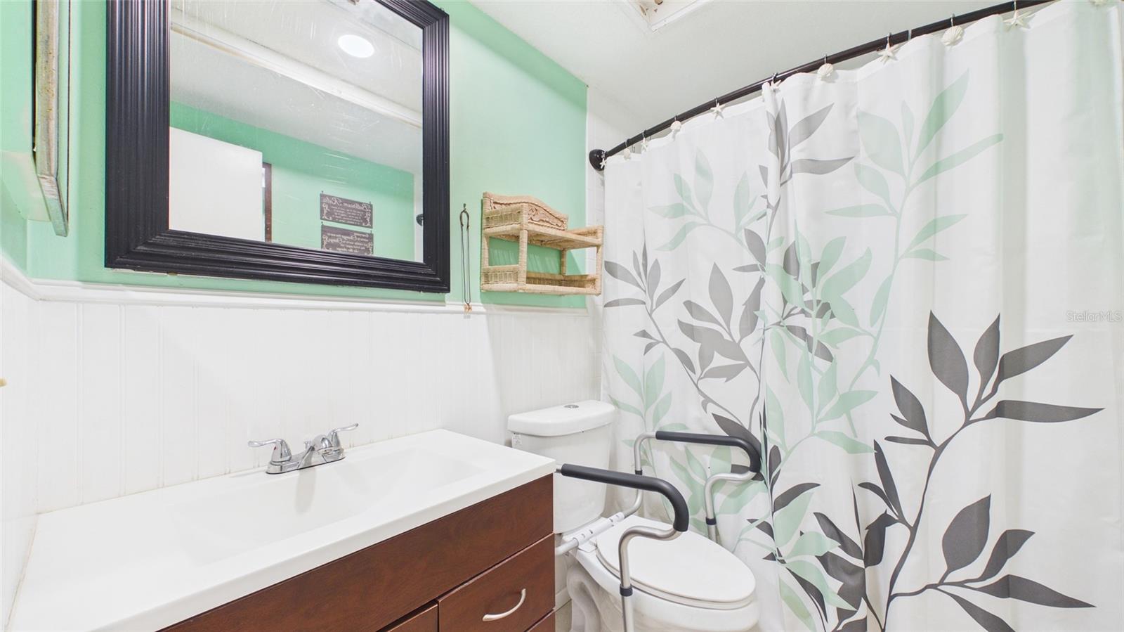 ARISTIDA PH 02B - Residential