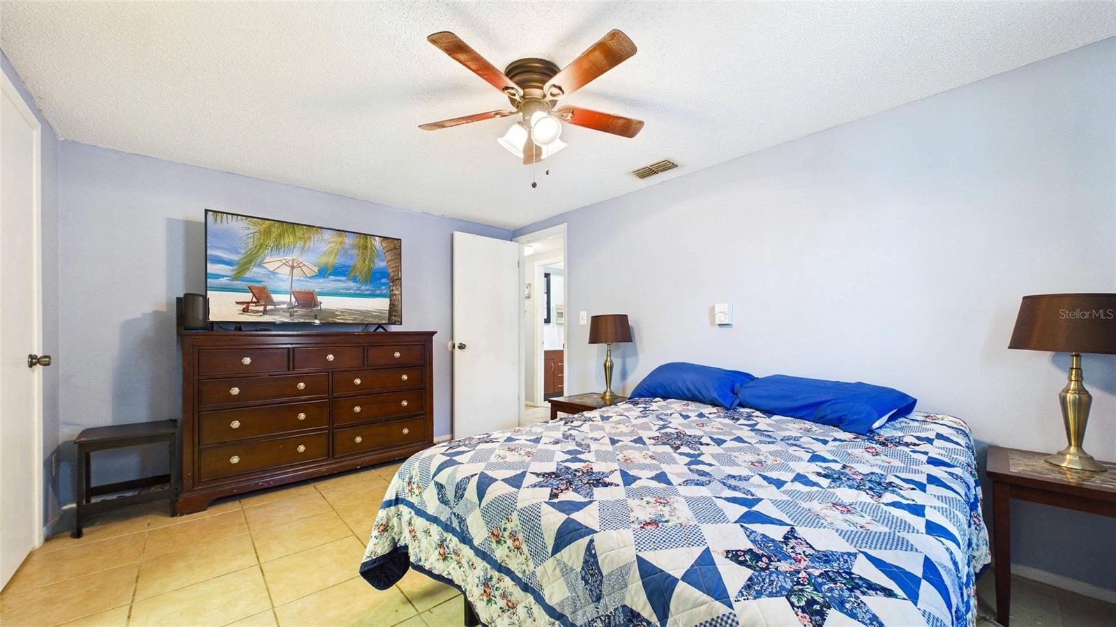 ARISTIDA PH 02B - Residential