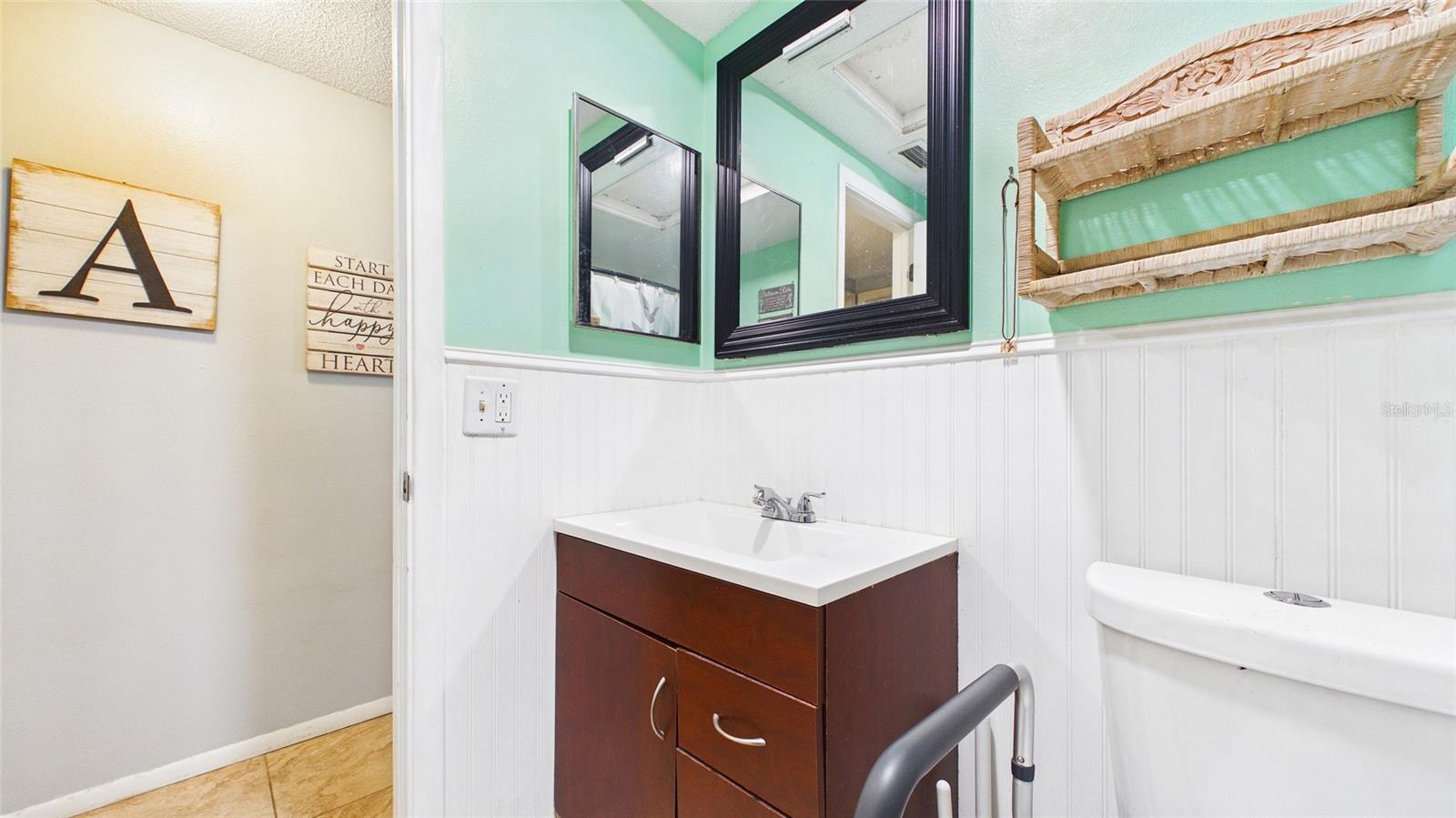 ARISTIDA PH 02B - Residential