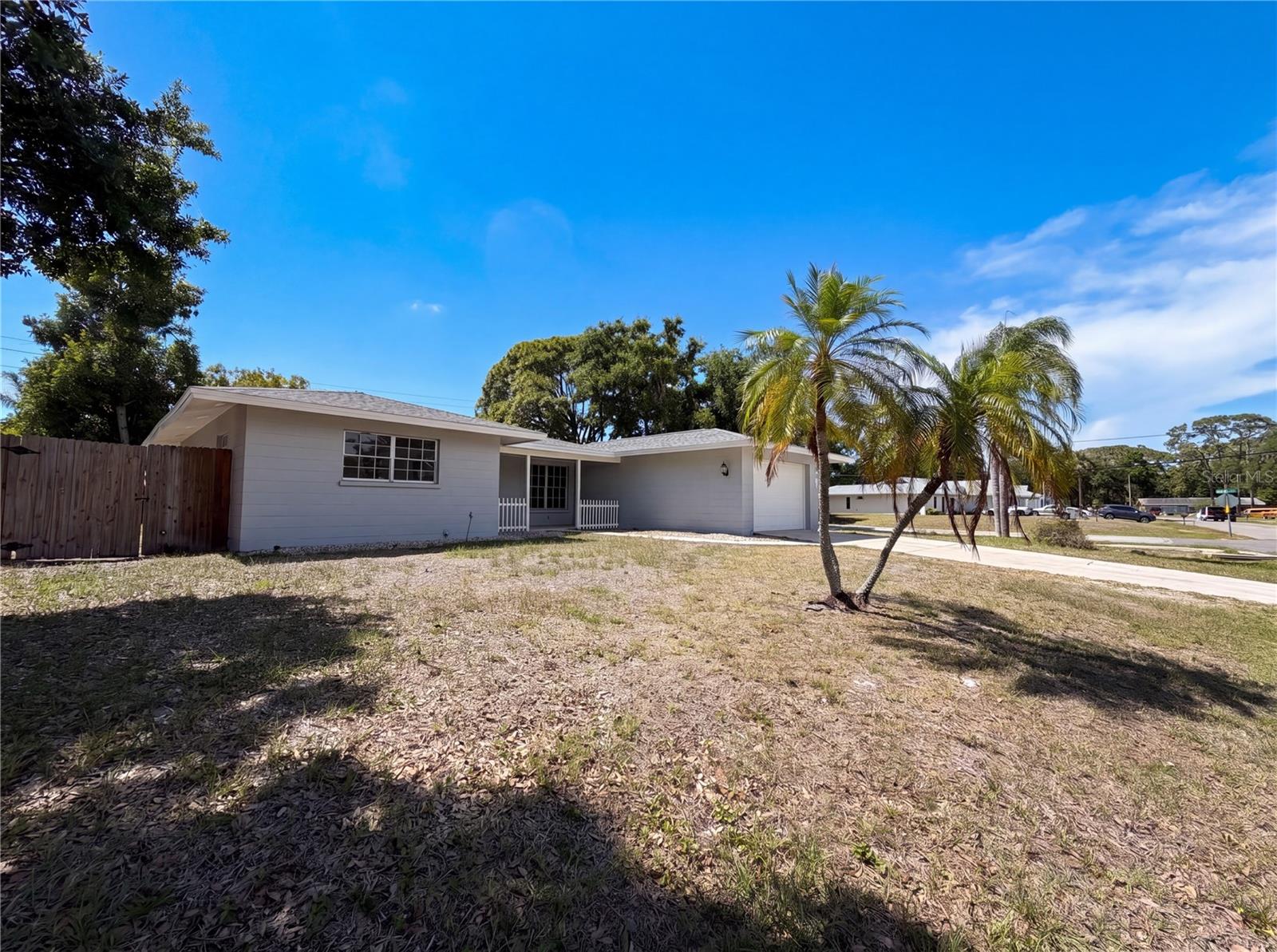 6712 CONETTA DRIVE