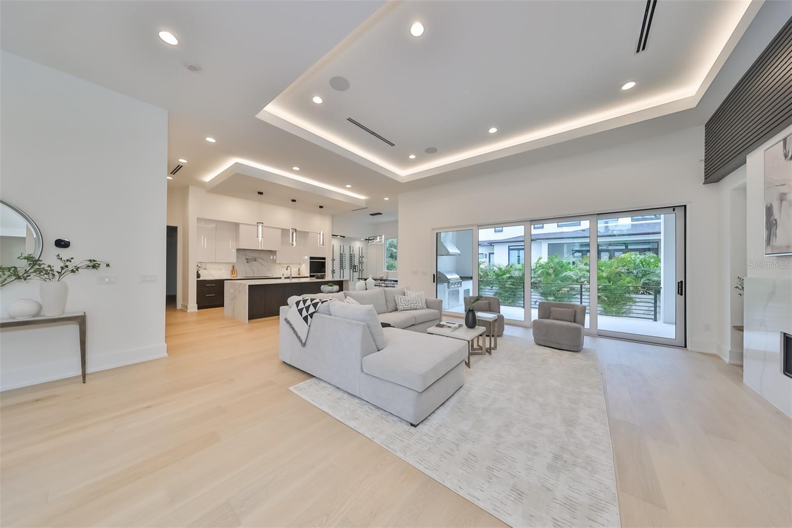 SUNSET PARK - Residential