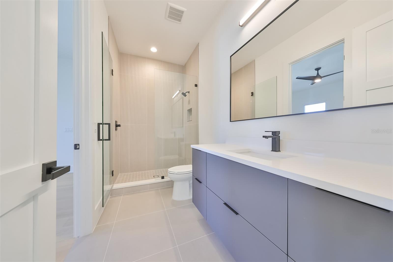 SUNSET PARK - Residential