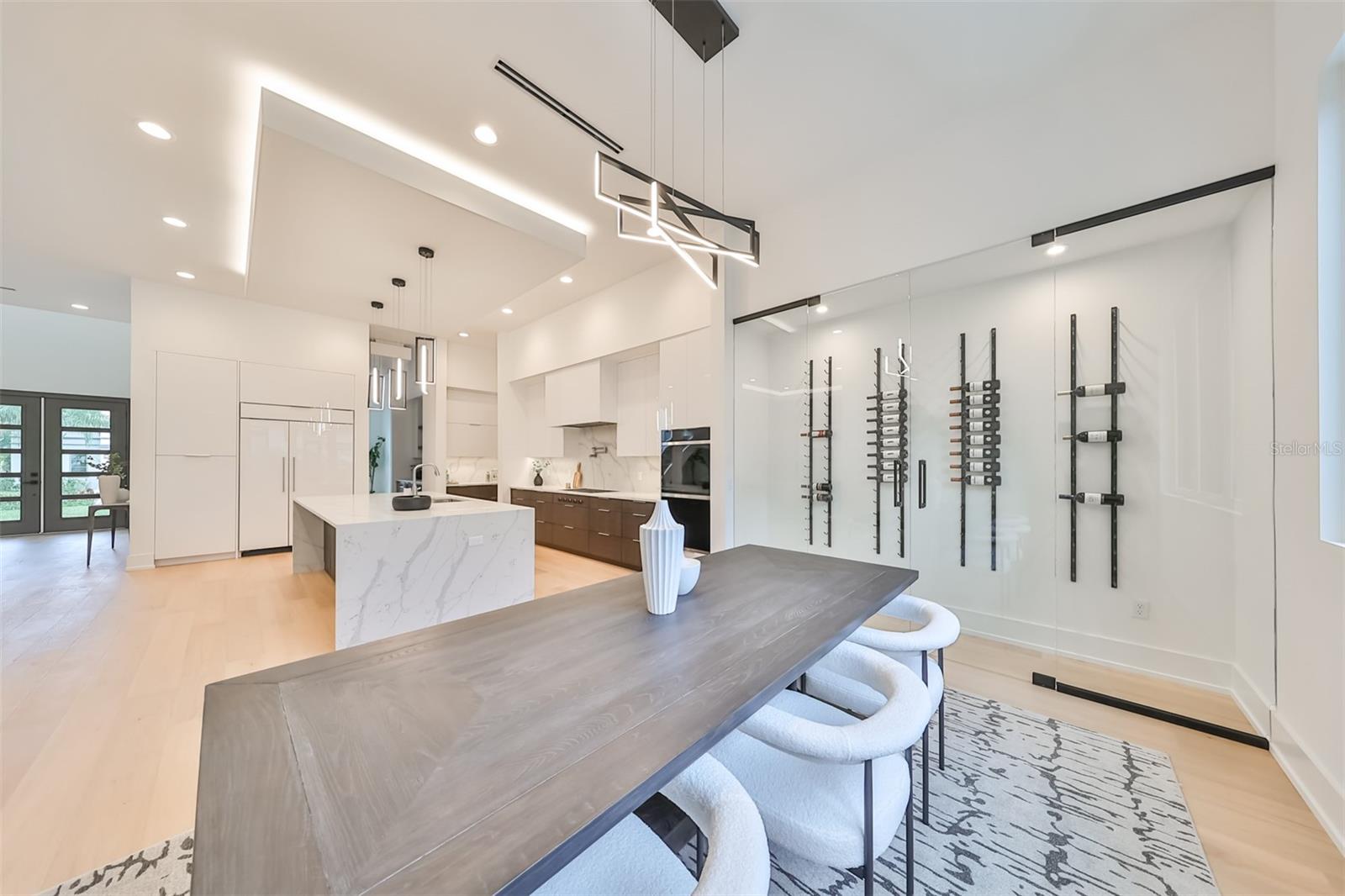 SUNSET PARK - Residential