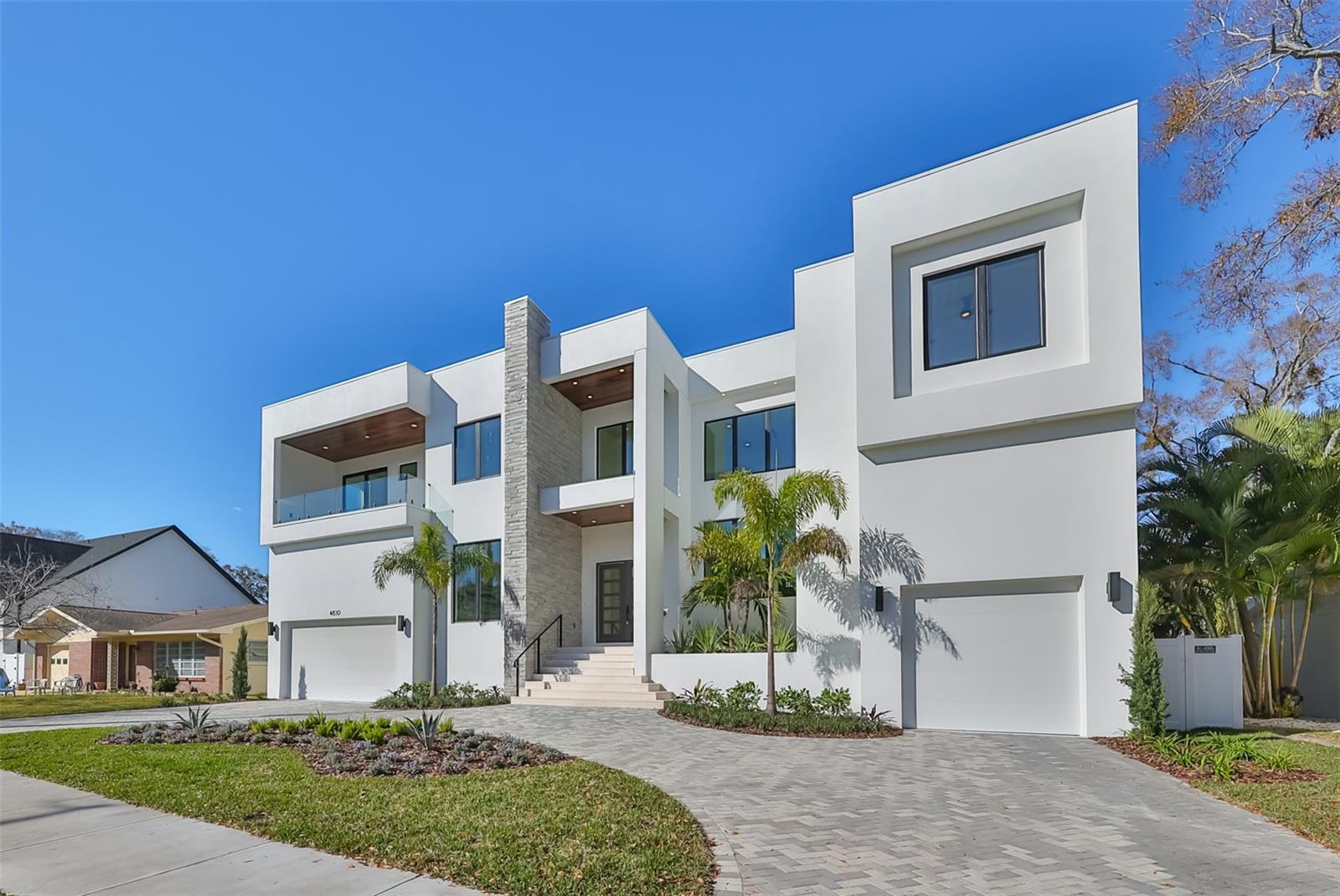 SUNSET PARK - Residential