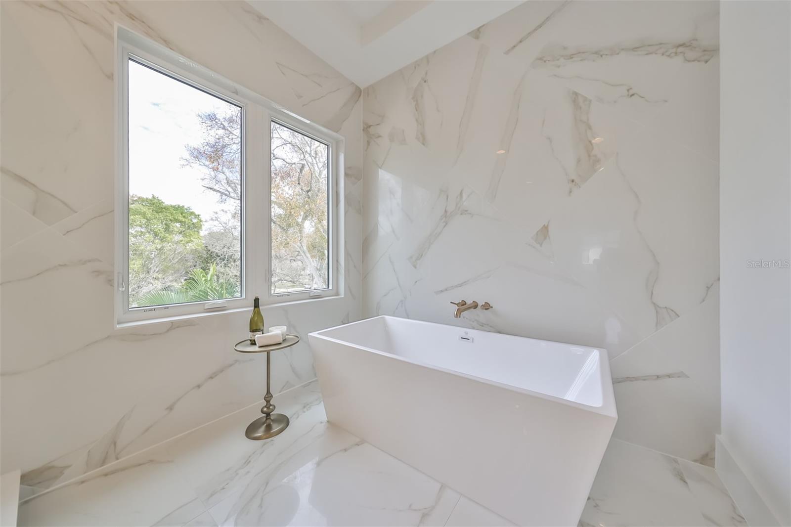 SUNSET PARK - Residential