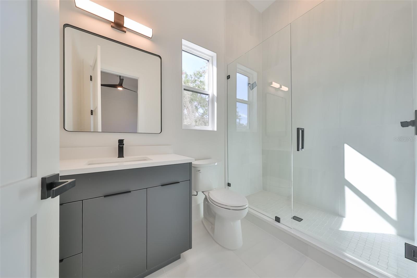 SUNSET PARK - Residential