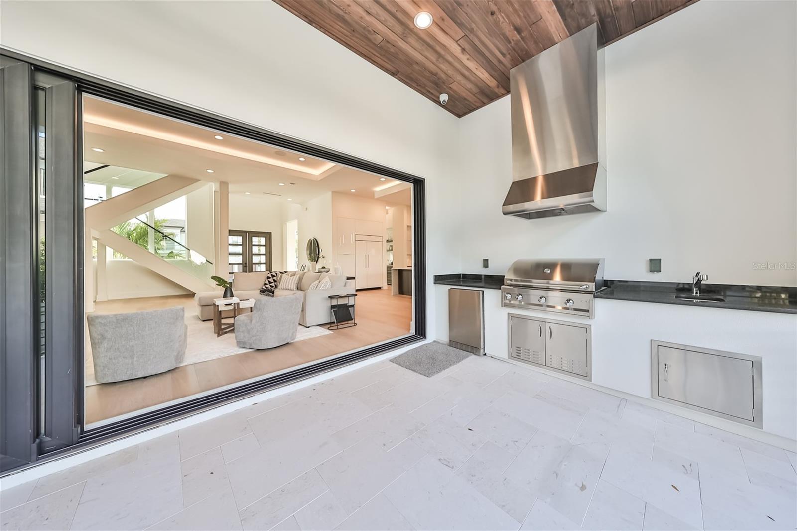 SUNSET PARK - Residential