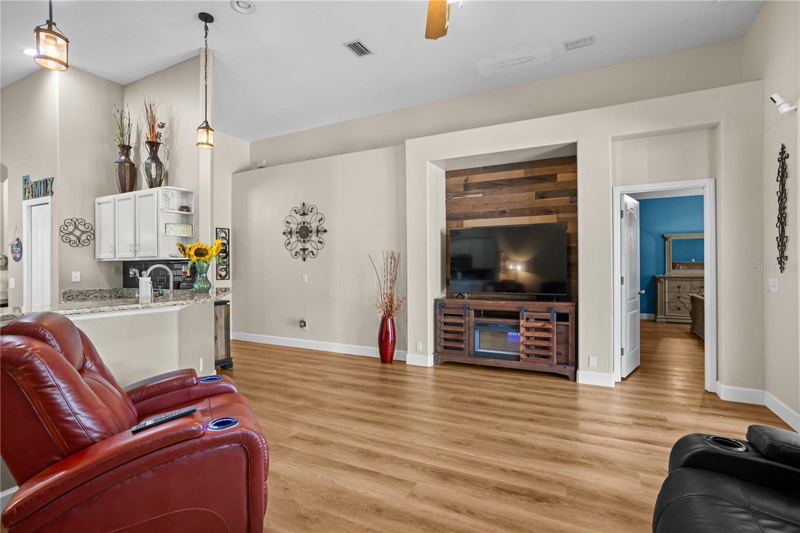 NORTH PH 1 SUMMERWOOD 2 - Residential