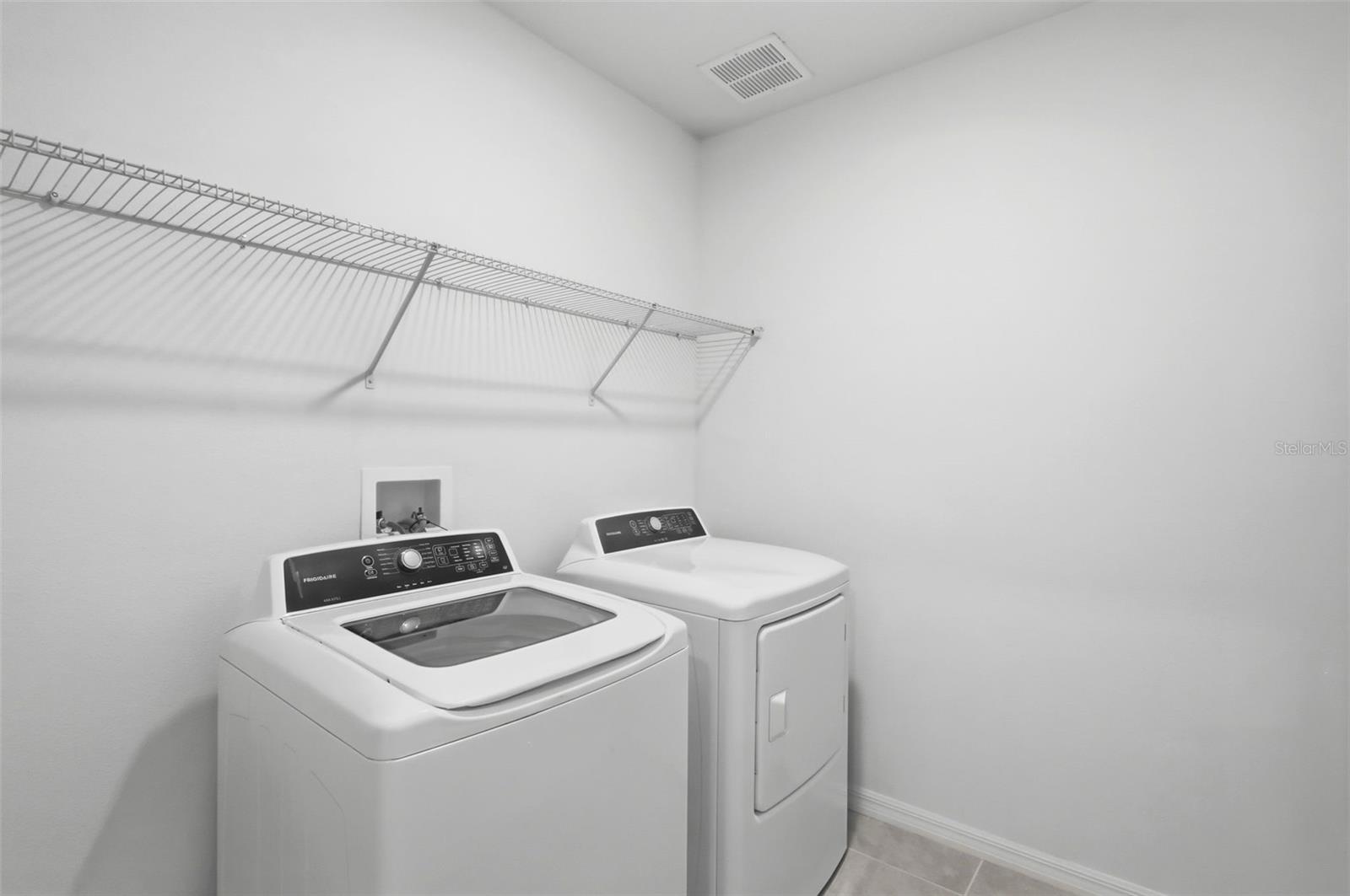 HUNTINGTON DOWNS - Residential