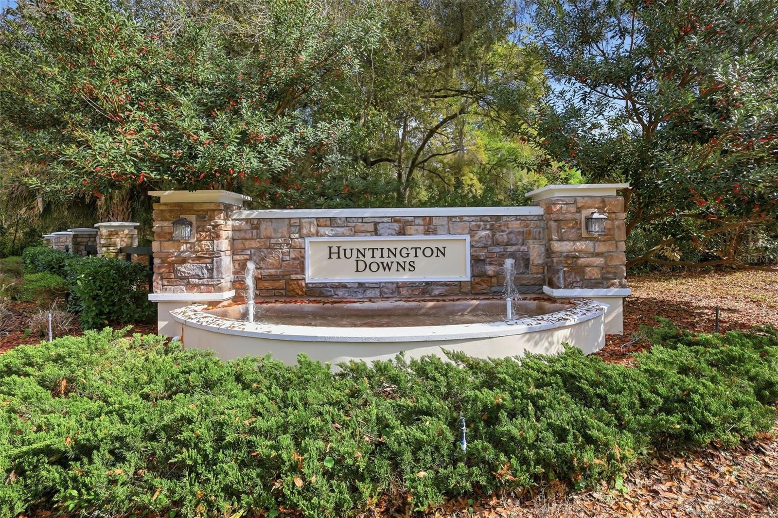 HUNTINGTON DOWNS - Residential