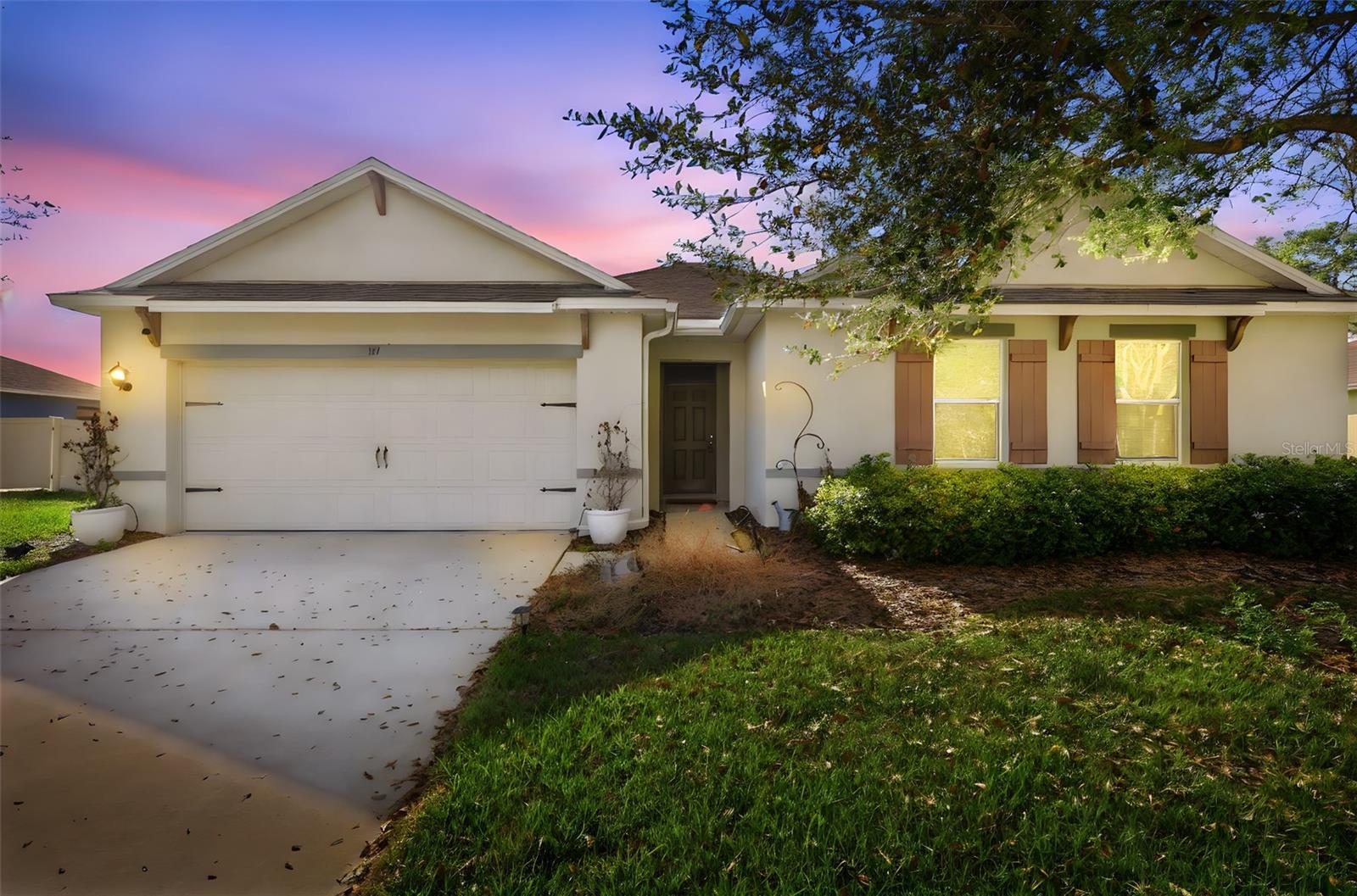 HUNTINGTON DOWNS - Residential