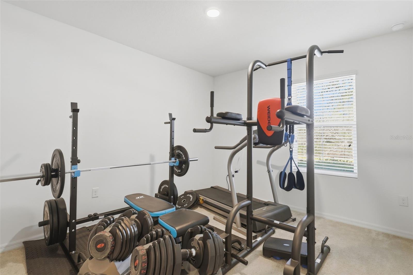 HUNTINGTON DOWNS - Residential