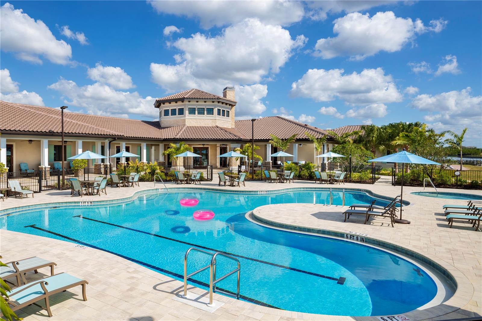 SANCTUARY COVE - Land