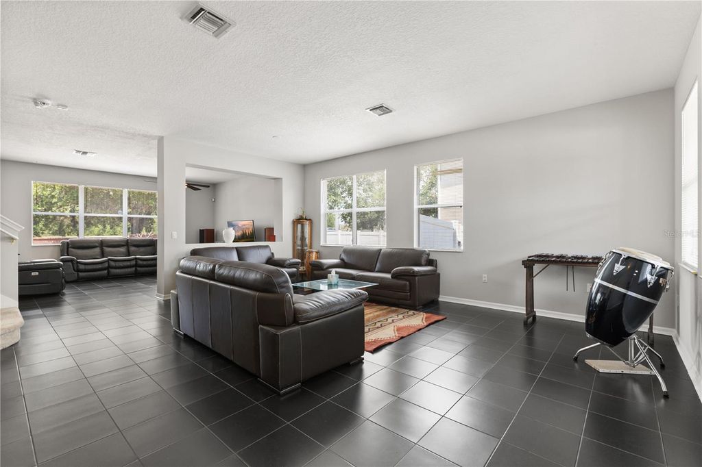 Photo of 10048 Stratford Pointe Avenue, Orlando, FL 32832 (MLS # S5150073)