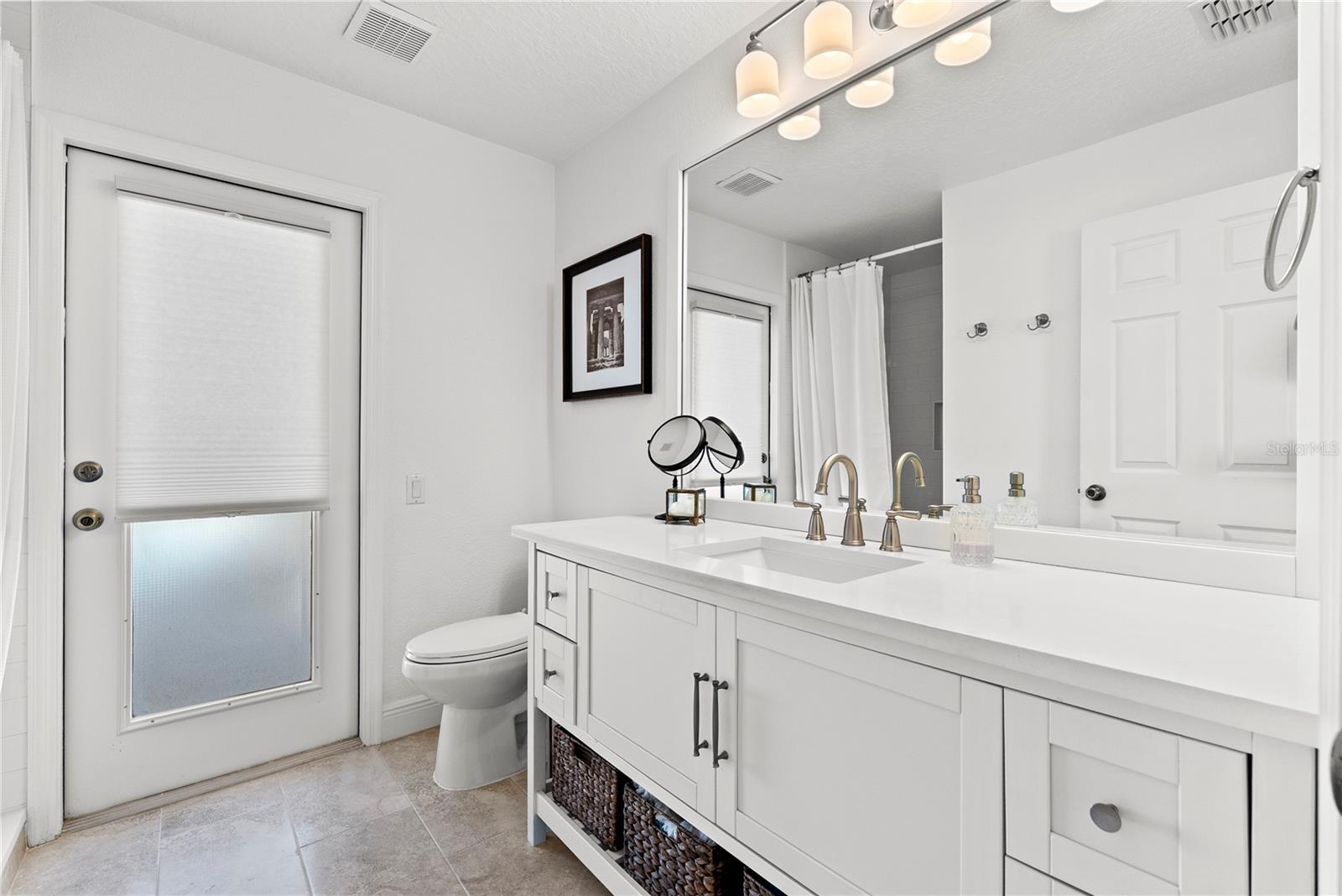 GLENMUIR 48 39 - Residential