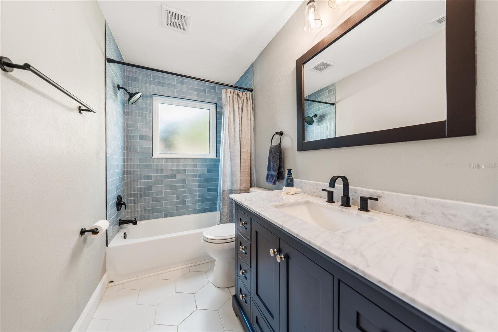 LONGBROOKE SUB UNIT ONE - Residential