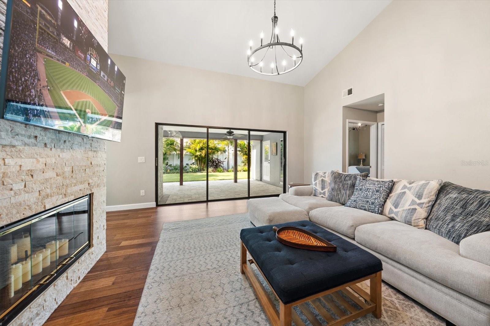 LONGBROOKE SUB UNIT ONE - Residential