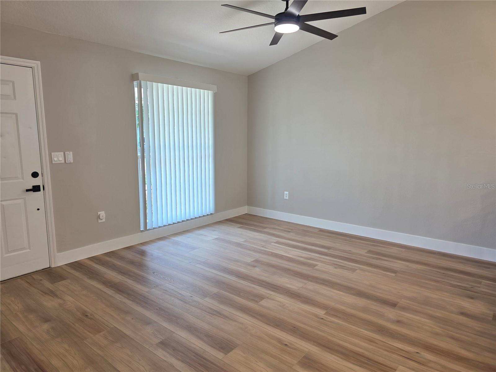 SEVEN SPGS HOMES - Residential