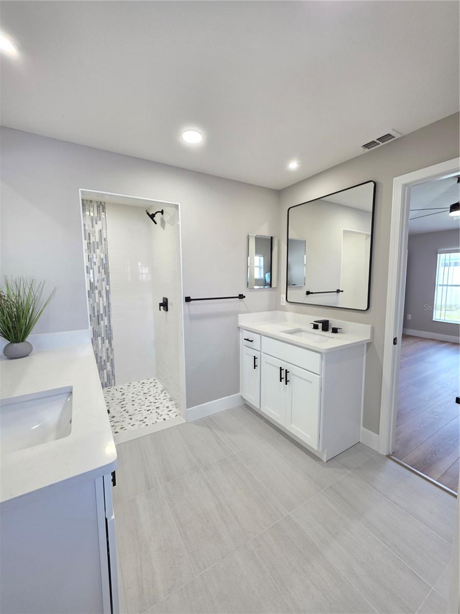 SEVEN SPGS HOMES - Residential