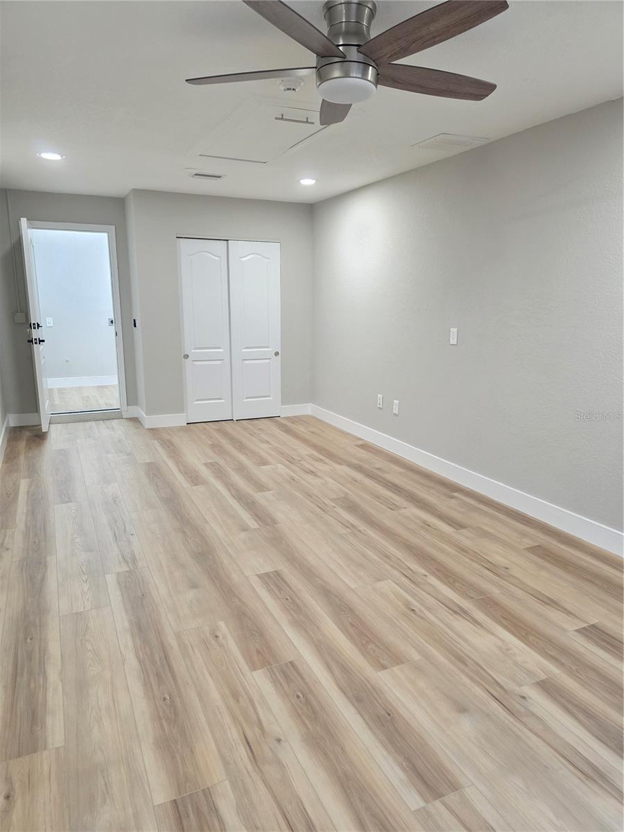 SEVEN SPGS HOMES - Residential
