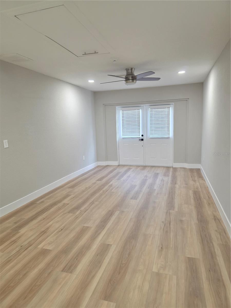 SEVEN SPGS HOMES - Residential