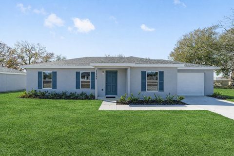 Photo of 12398 SE 102nd Terrace, Belleview, FL 34420 (MLS # OM718173)