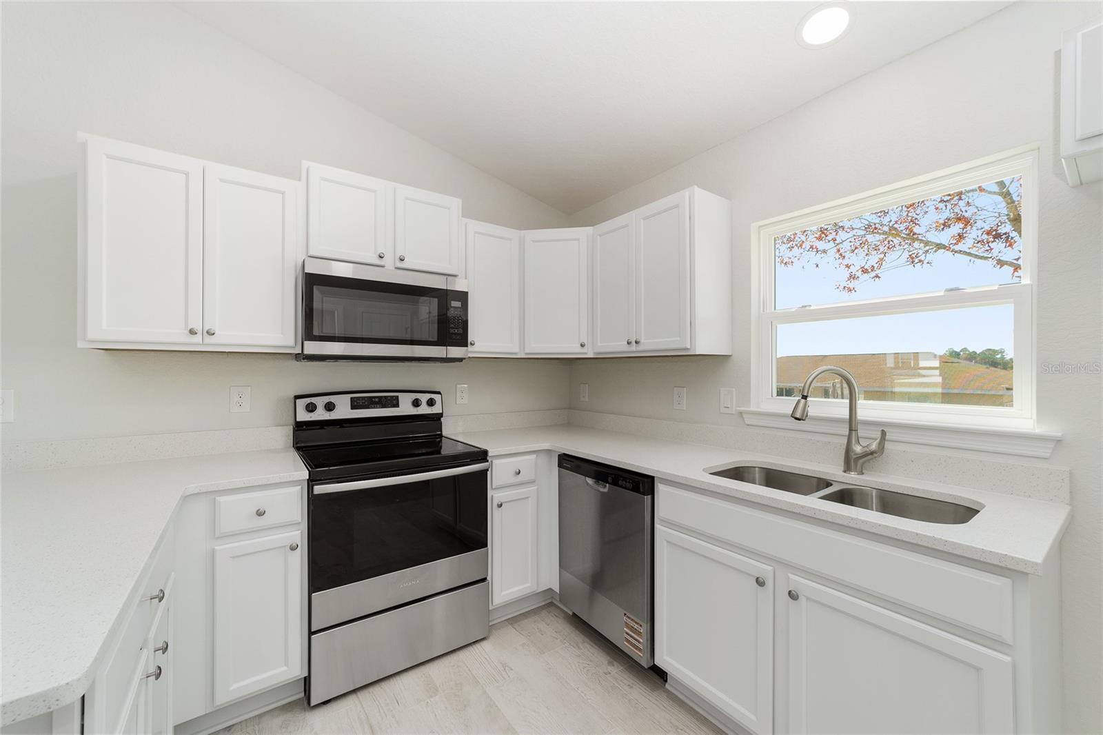 LAKE WEIR HEIGHTS - Residential