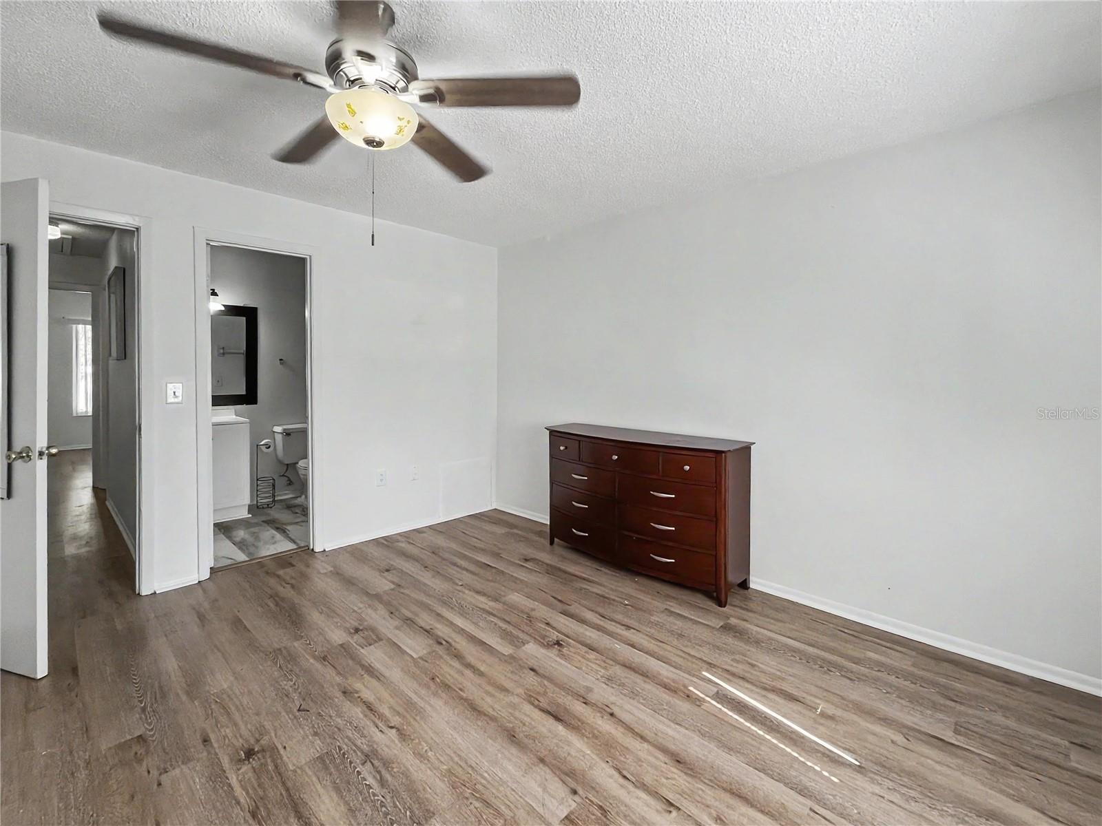 HIDDEN LAKE VILLAGE - Residential Lease