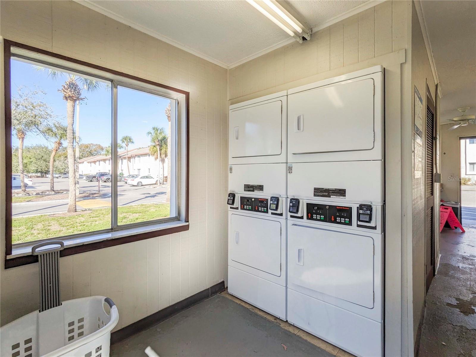 HIDDEN LAKE VILLAGE - Residential Lease