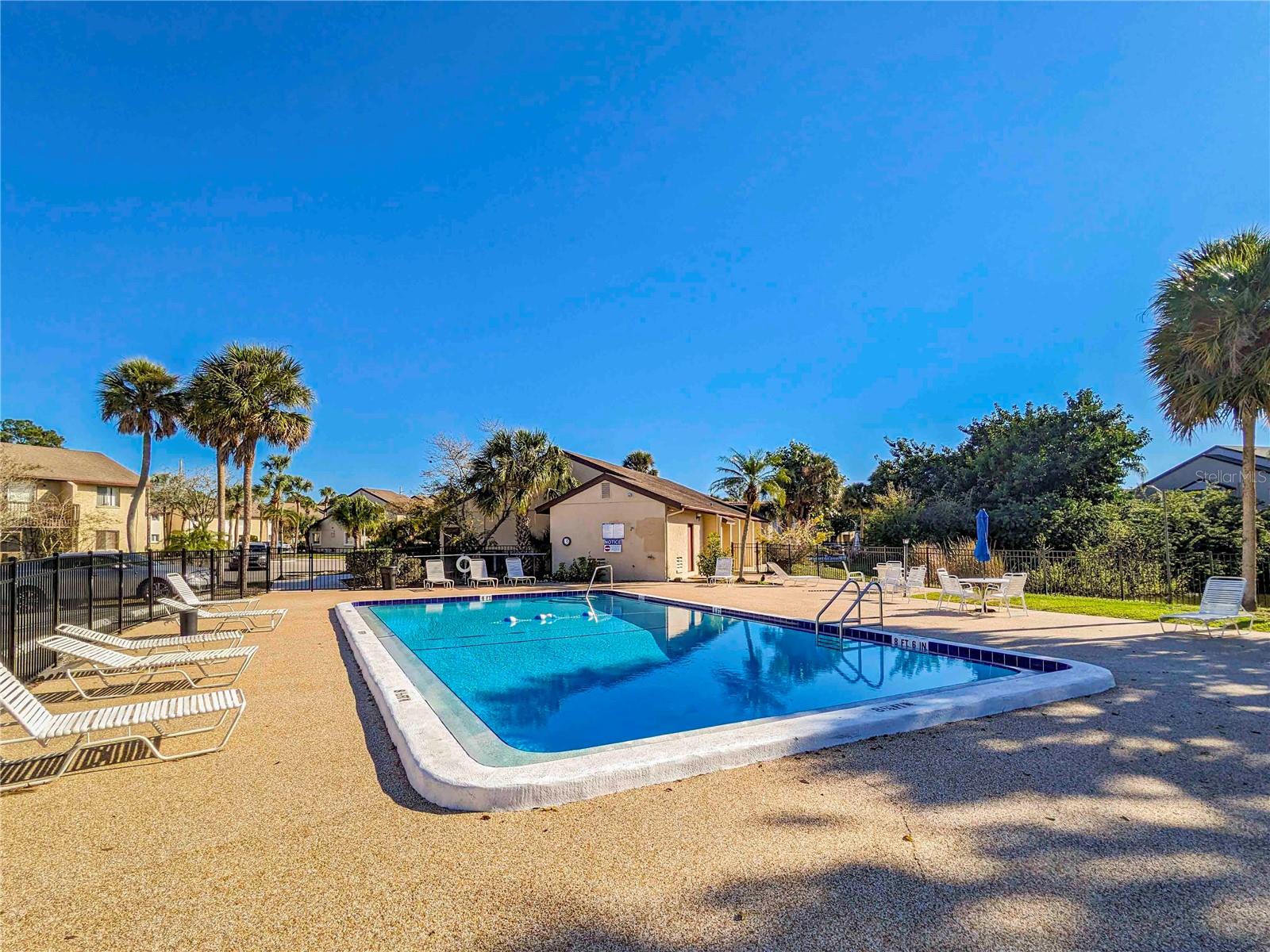 HIDDEN LAKE VILLAGE - Residential Lease