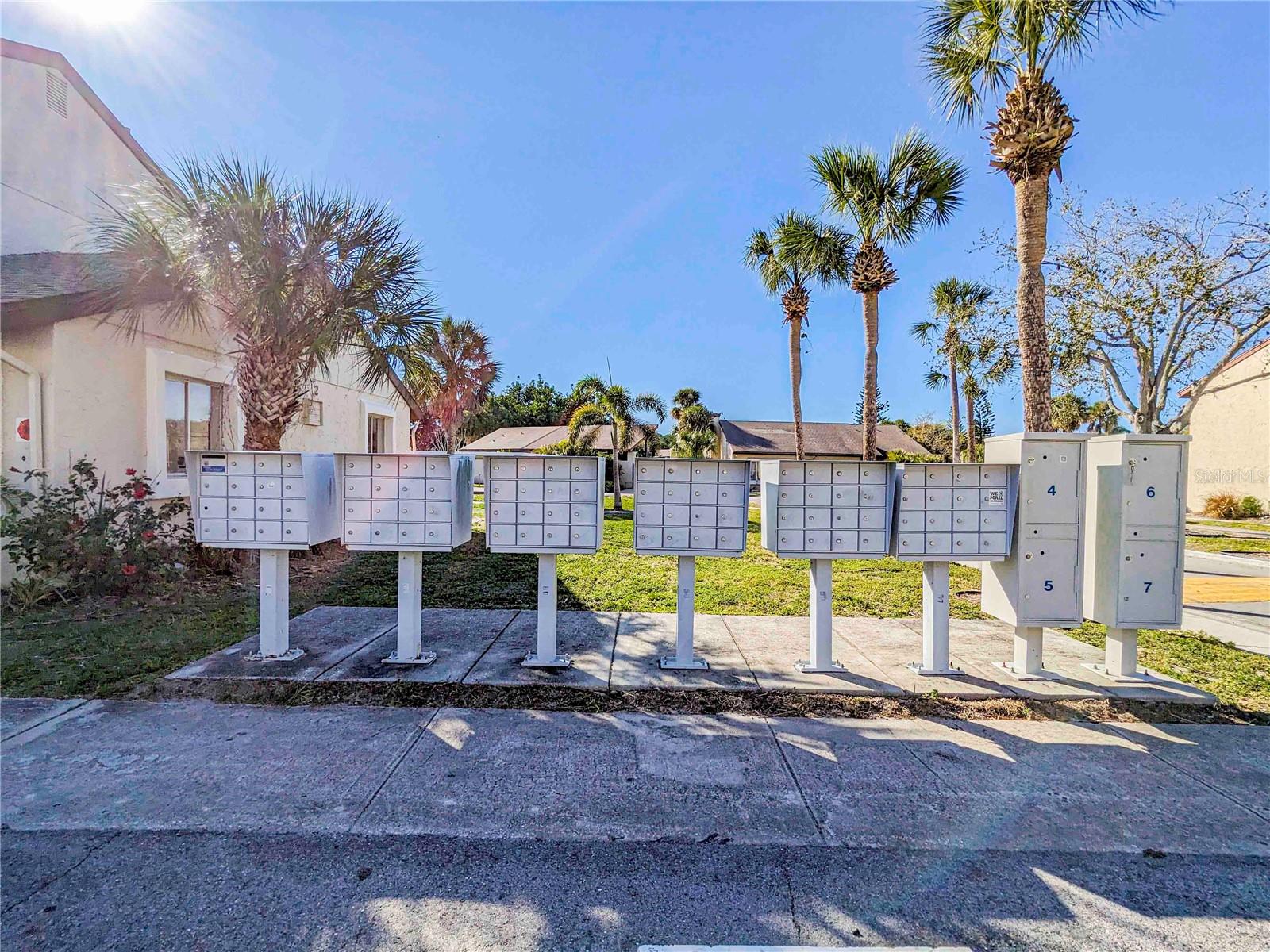 HIDDEN LAKE VILLAGE - Residential Lease