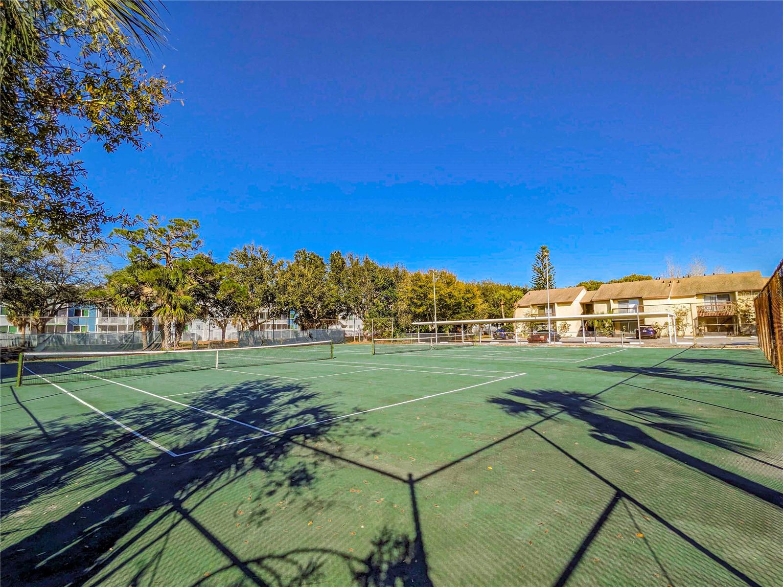 HIDDEN LAKE VILLAGE - Residential Lease