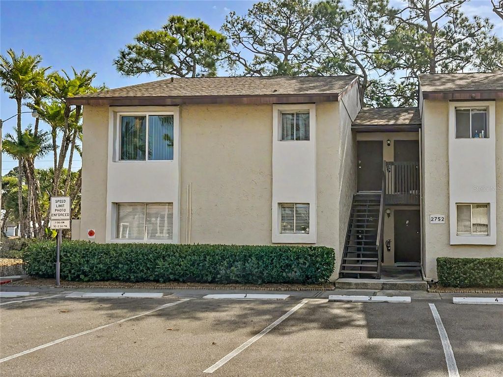 Photo of 2752 Hidden Lake Boulevard #2752, Sarasota, FL 34237 (MLS # A4691793)