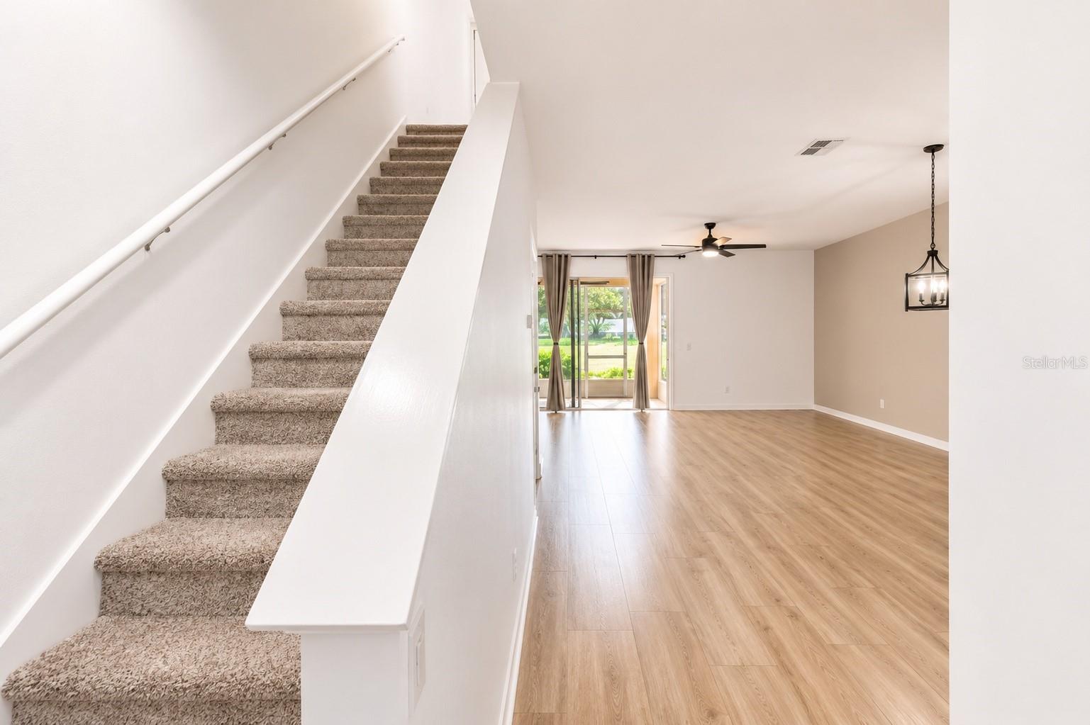 1636 W SPRING MEADOW LOOP