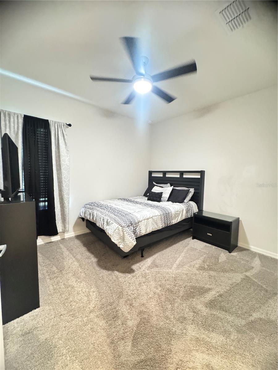 KINGSLAND COUNTRY ESTATE - Residential Lease