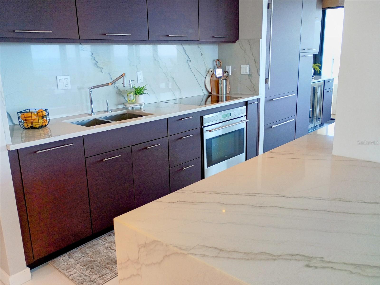 OCEAN RITZ CONDO - Residential