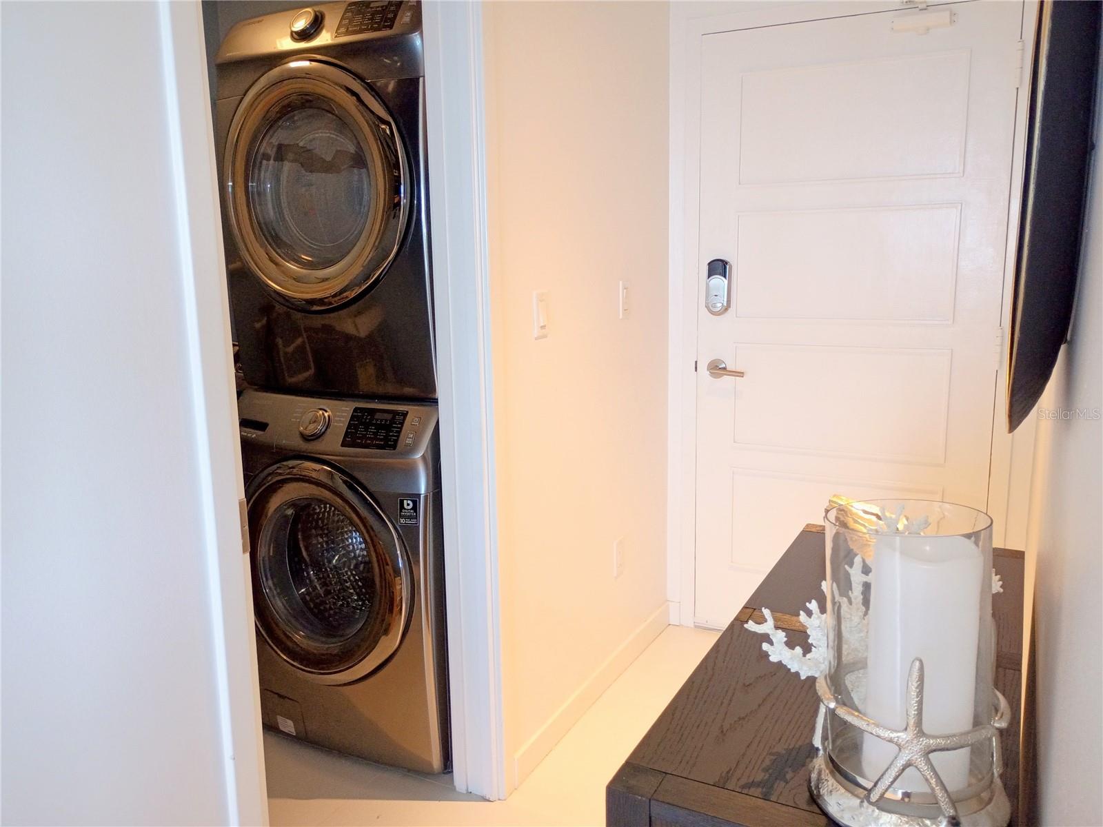 OCEAN RITZ CONDO - Residential