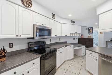 Tiny photo for 12524 SW 109th Place, Dunnellon, FL 34432 (MLS # O6388172)