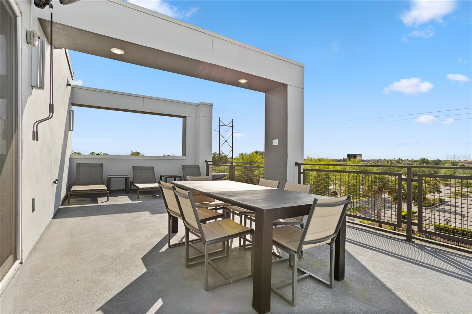 SPECTRUM AT REUNION CONDO PH 2A & 2B - Residential